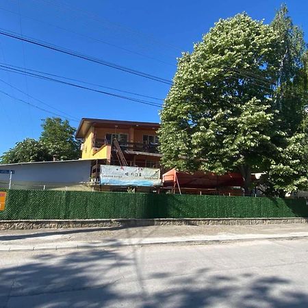 Family Hotel Julian Kranevo Εξωτερικό φωτογραφία