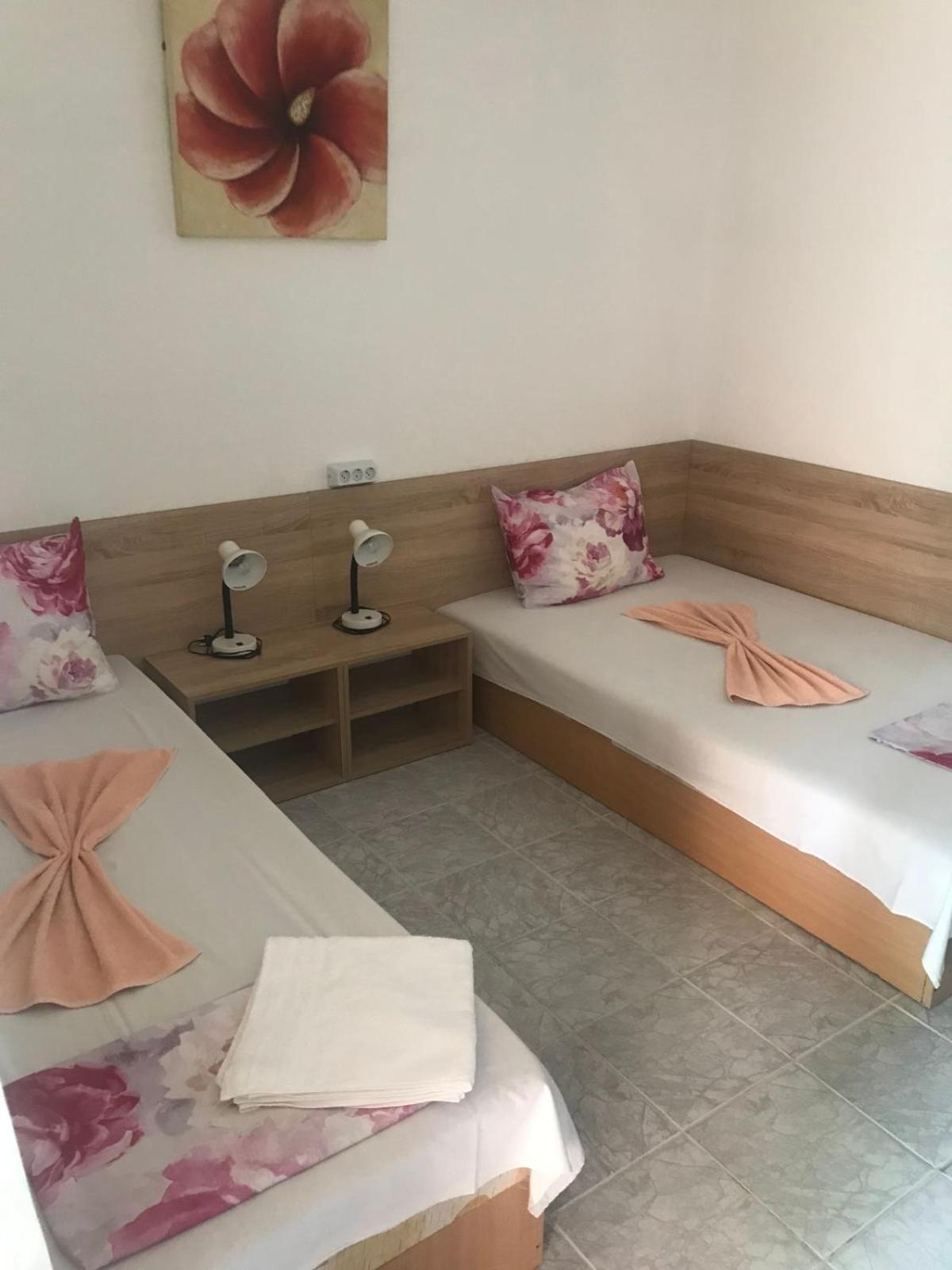 Family Hotel Julian Kranevo Εξωτερικό φωτογραφία