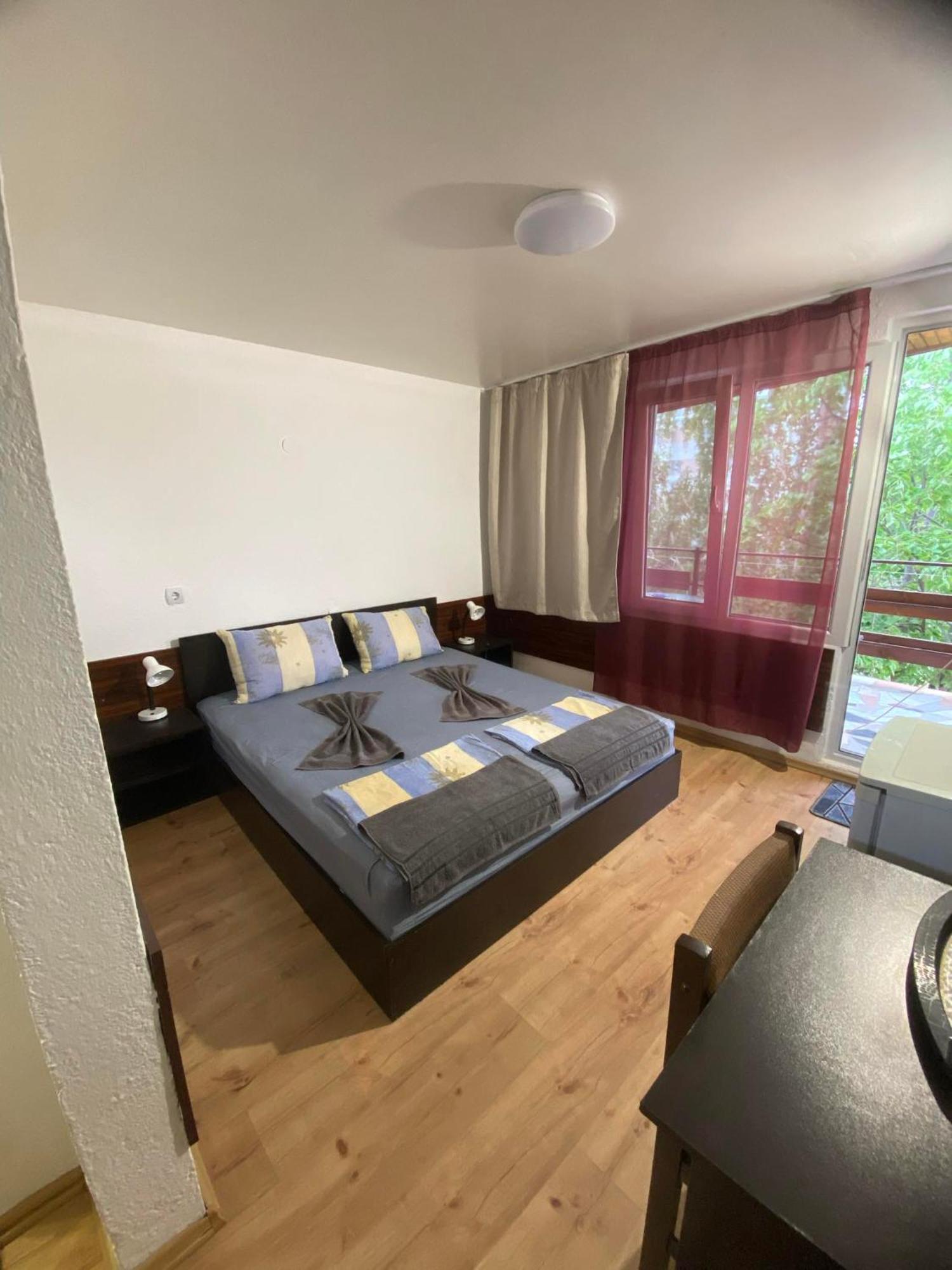 Family Hotel Julian Kranevo Εξωτερικό φωτογραφία