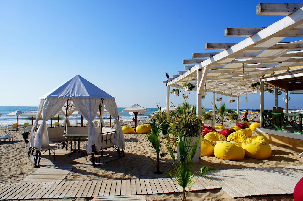 Family Hotel Julian Kranevo Εξωτερικό φωτογραφία