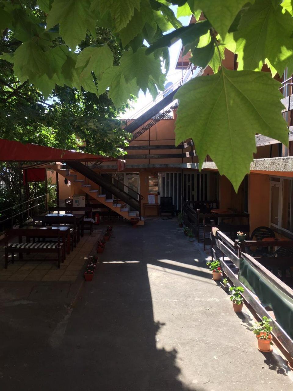 Family Hotel Julian Kranevo Εξωτερικό φωτογραφία